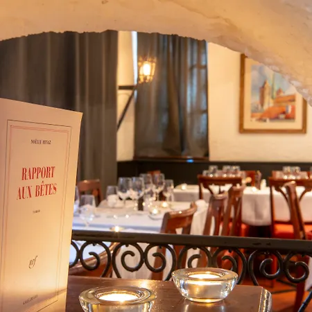 Les Armures Szálloda 5*